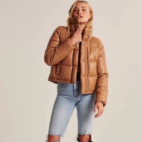 The A&F Mini Puffer - Picture 1 of 5